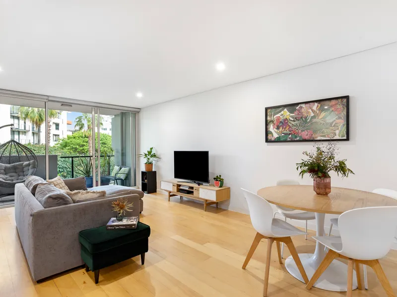 An oasis of calm and luxury in the heart of the Chapel Street precinct