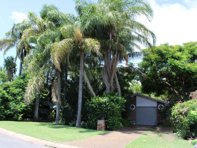 BRICK HOME - QUIET STREET - IDEAL INVESTMENT OPPORTUNITY
