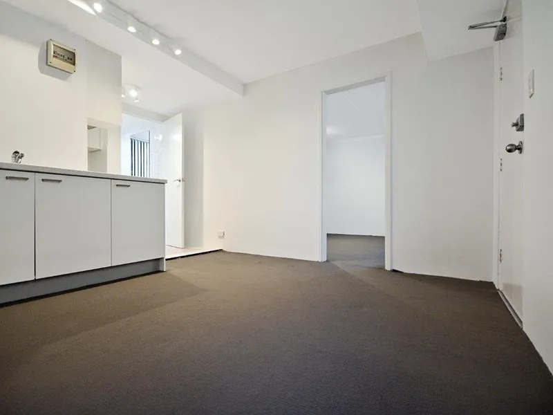 GREAT VALUE APARTMENT IN CONVENIENT LOCATION