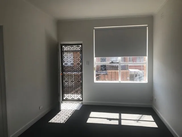 Renovated 1 bedroom unit