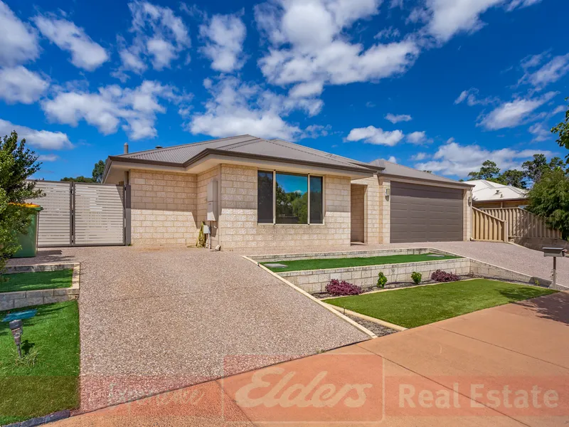 The TARDIS with PUTTING Green!