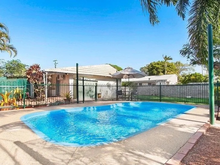 Large Three Bedroom Unit with Pool