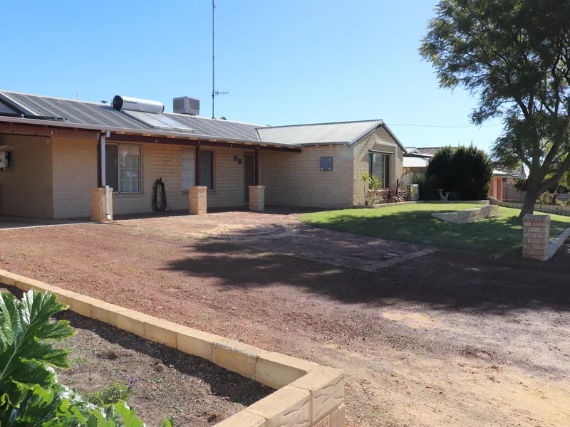 Affordable large family home in fully serviced country location.