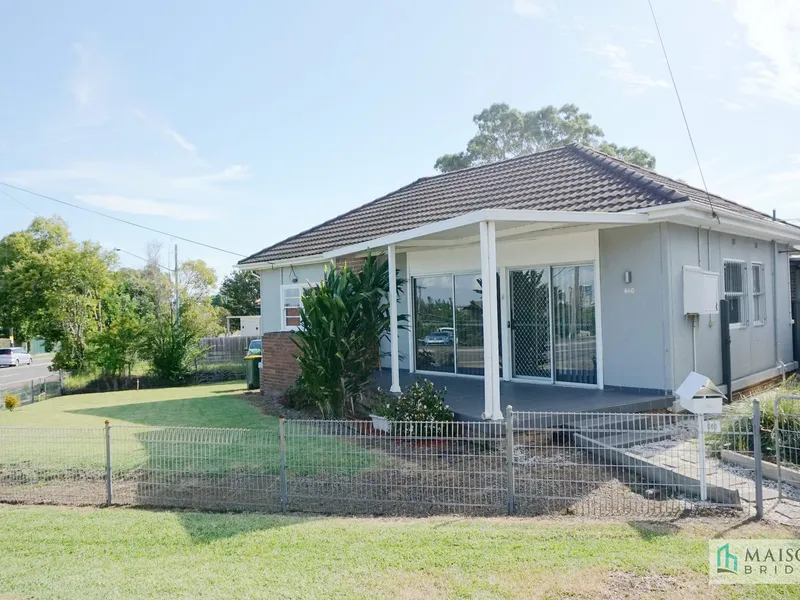 Sunlit 3 Bedroom House Located in Convenient Location of Ermington