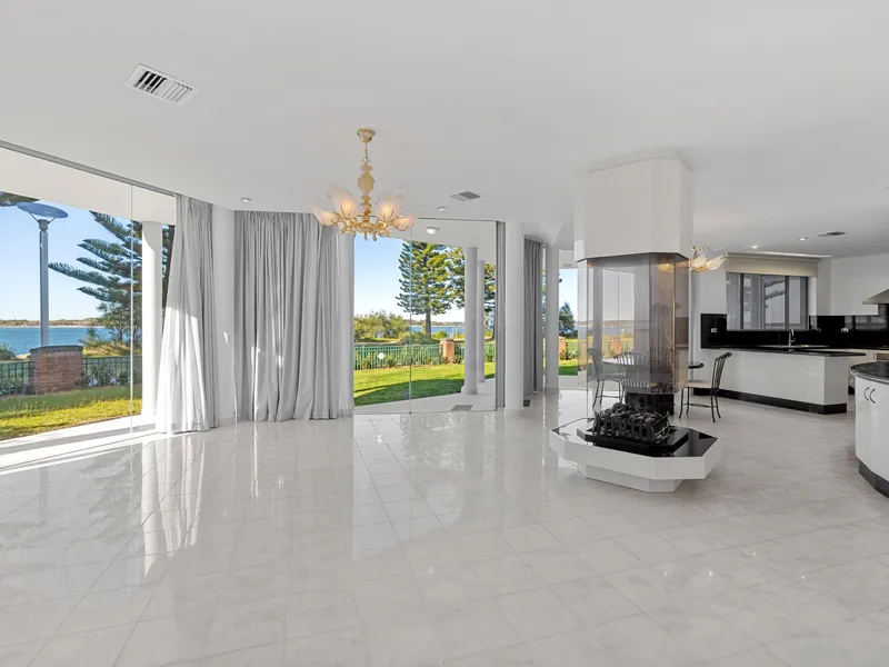 Renovators Dream, Beach Front Residence