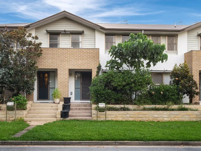 Modern 3-Bedroom Unit in Coomera- INCREASING TO $670.00 PER WEEK IN APRIL 2025