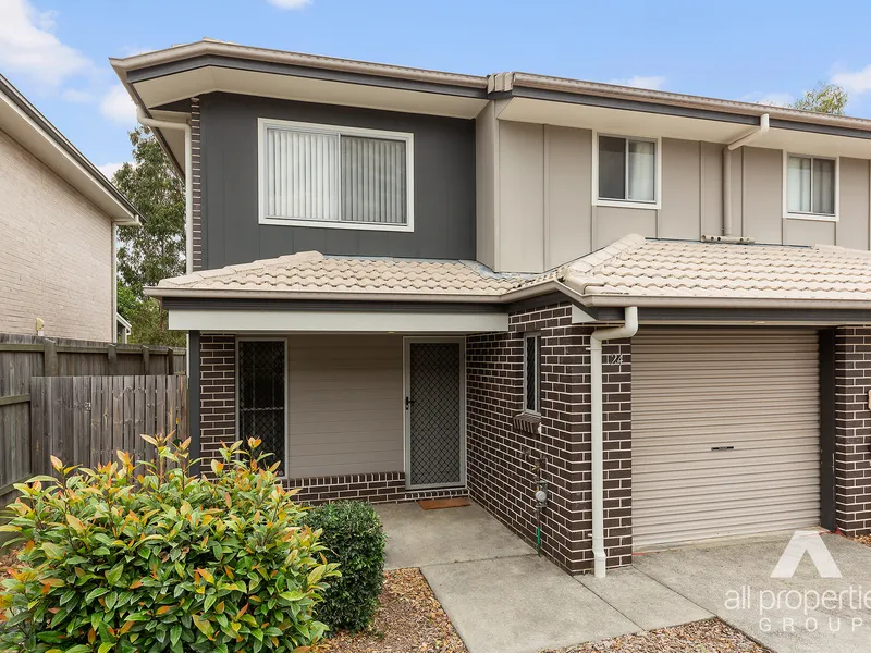 IMMACULATE TOWNHOUSE - An Opportunity Not to be Missed