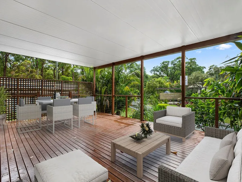 Ideal Downsizer or Holiday Home 500m's to the Beach