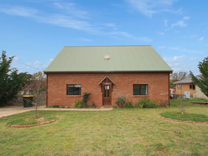 Large 4 Bedroom Home