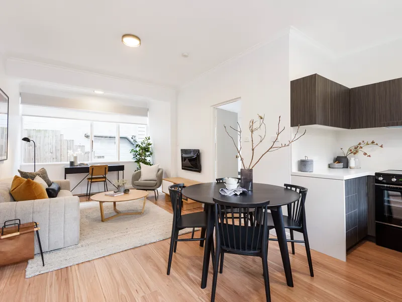 Renovated Apartment in Boutique Block