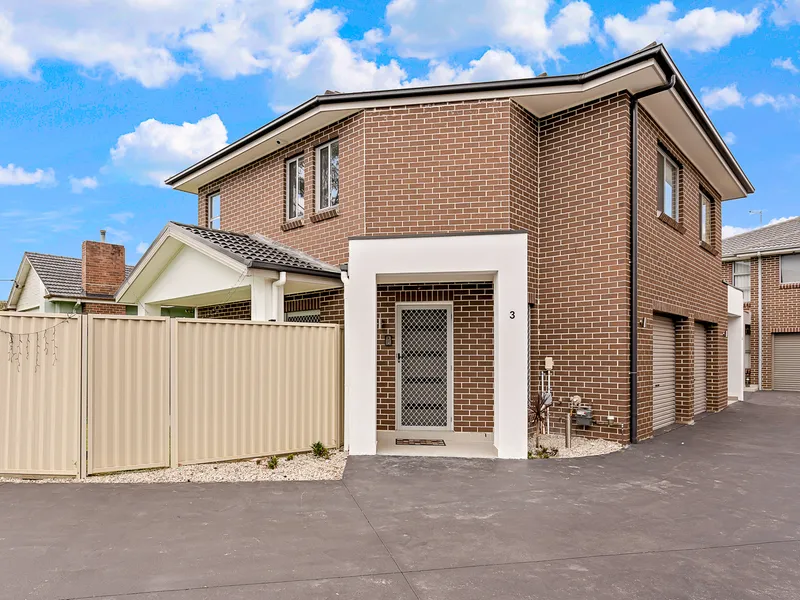 Under Offer !!