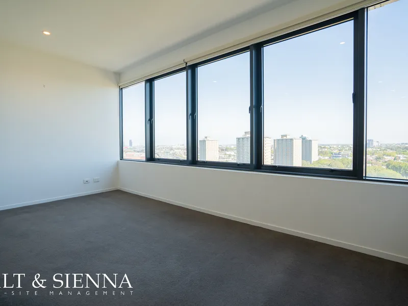 Beautiful, Modern Apartment with Views from the 15th Floor