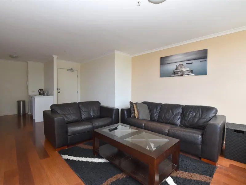 Furnished One Bedroom Apartment with floorboards - Ready to move in!