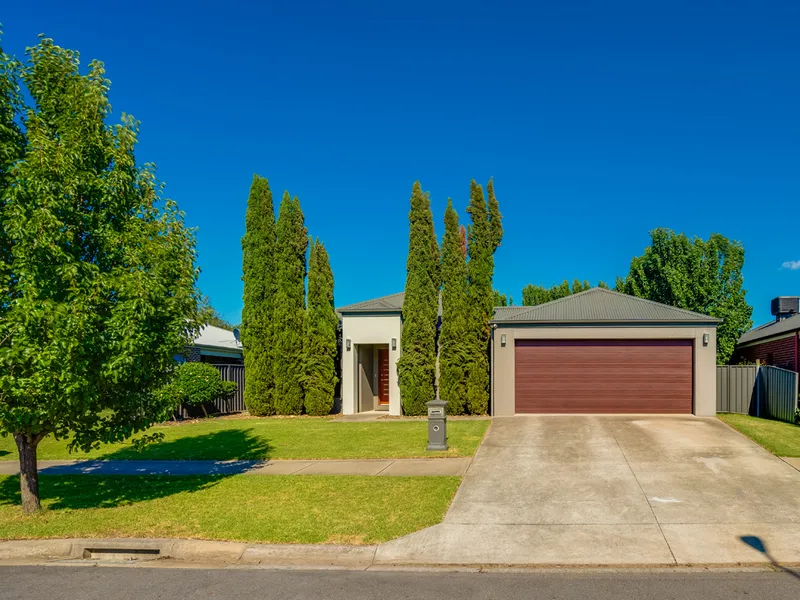 Sleek & Stylish Modern Home Plus Shed