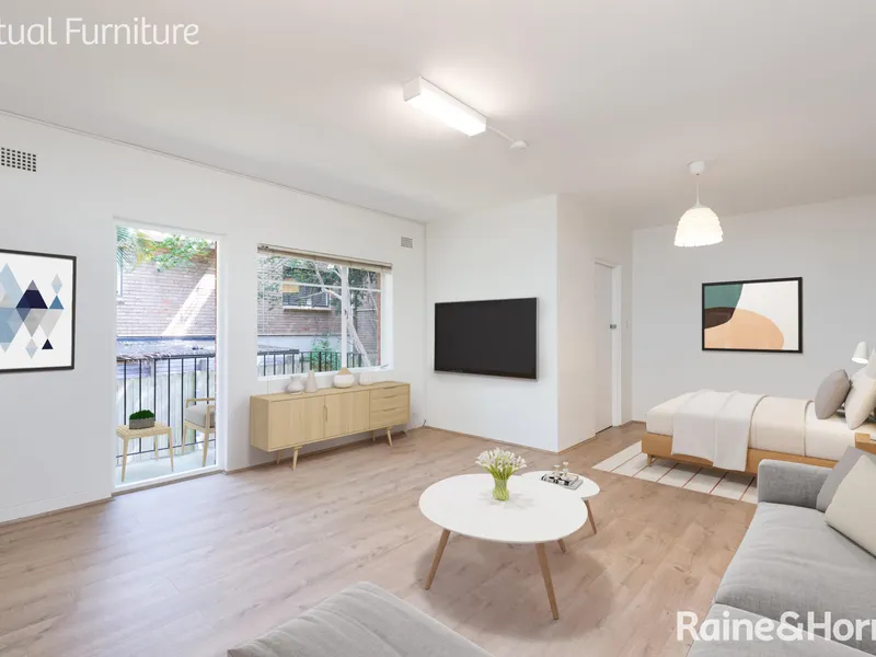 SPACIOUS STUDIO APARTMENT