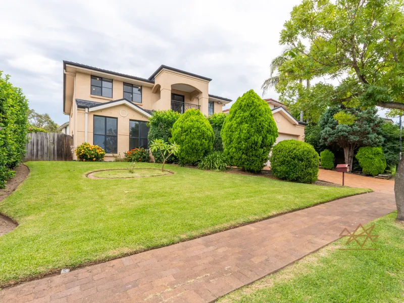 Exquisite Tuscan Waters Home