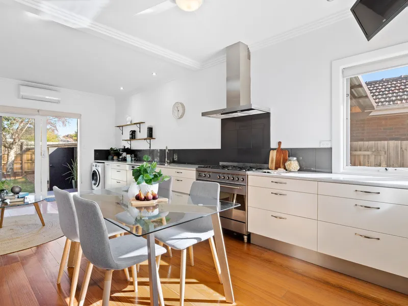 SPARKLING SPACES WITH SECRET PARK ACCESS