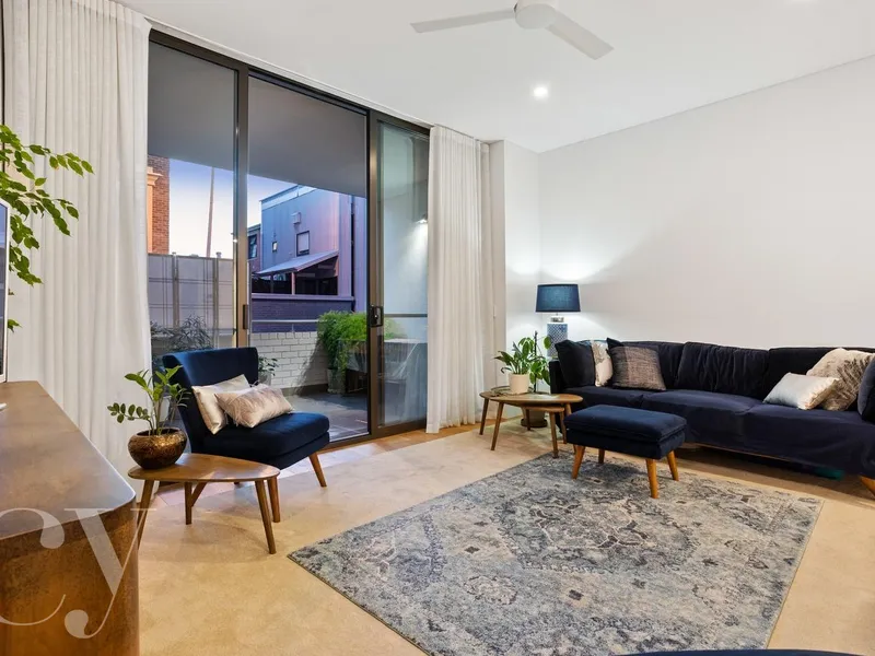 FEEL AT HOME IN THE DESIRABLE WEST END