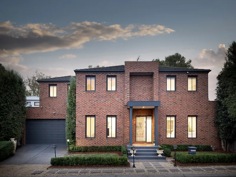 Secluded & spacious Yarra-edge living