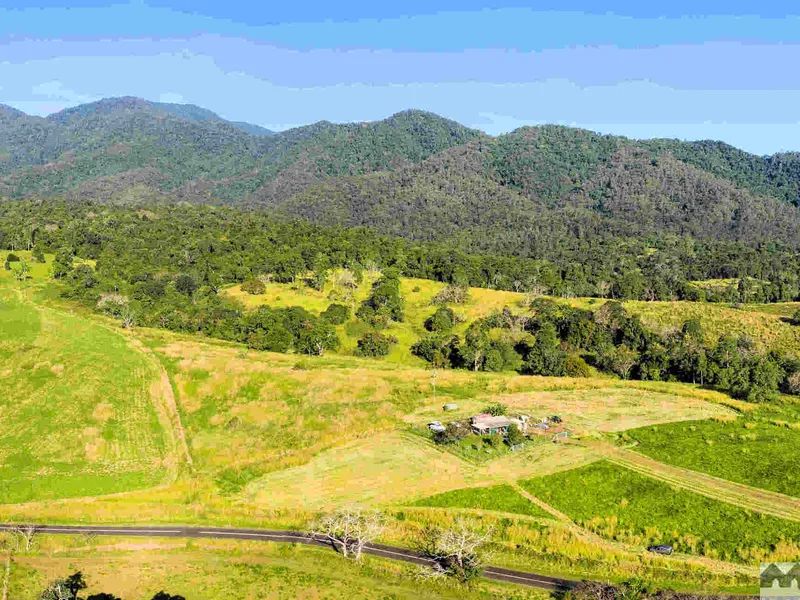 PRIME GOLDSBOROUGH GRAZING OR DEVELOPMENT OPPORTUNITY