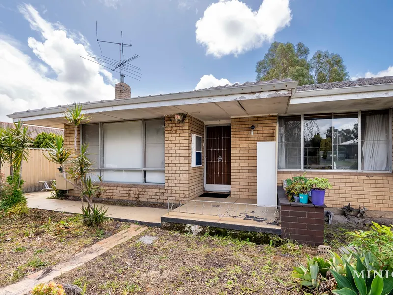 ROSSMOYNE HIGH SCHOOL ZONE - ZONED R25