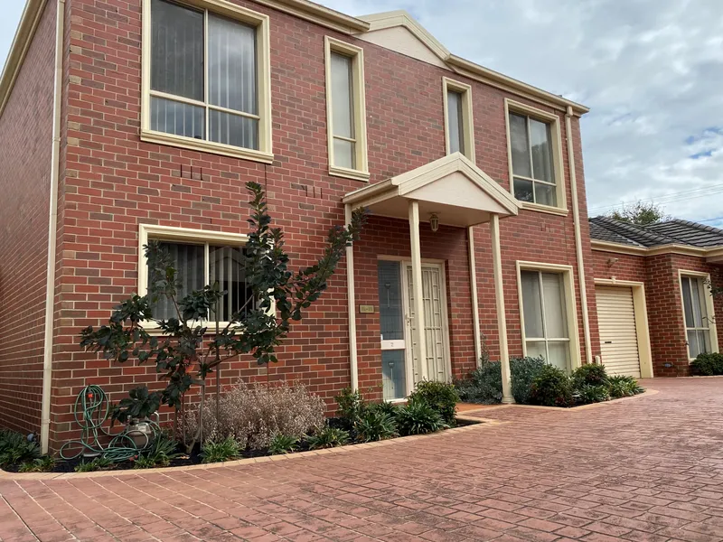Lovely and Spacious Townhouse