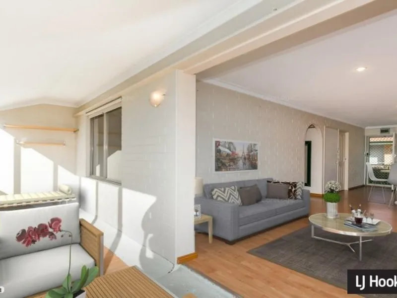 A really great position and quiet complex to live in.