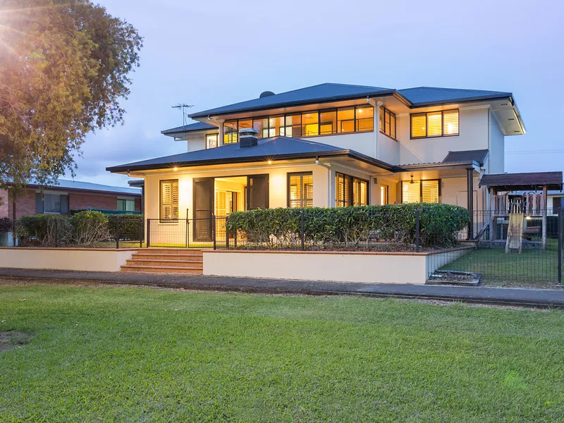 Fully Furnished Luxury Retreat