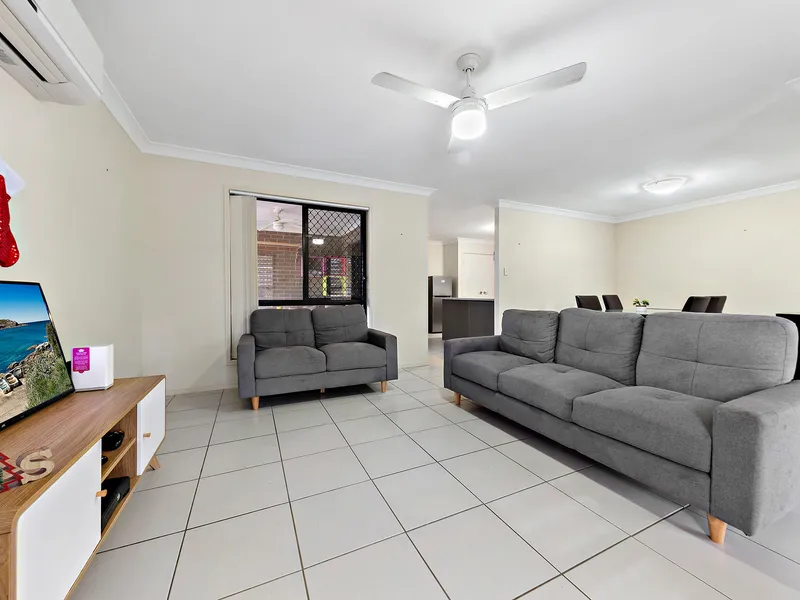 A Rare & Profitable Opportunity - Duplex with Two Incomes