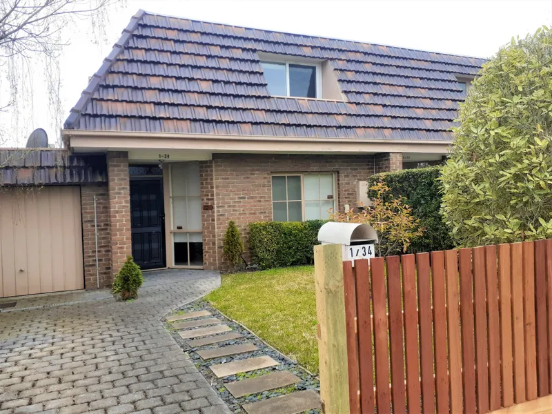 Sizeable Streetfront In A Quiet Court