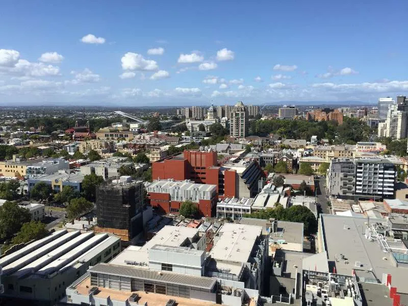 2 Bedrooms Apartment for sale! One of Carlton's Best Investments