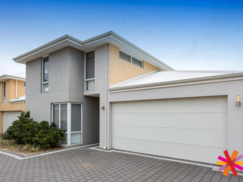 SYLISH, SPACIOUS & BRIGHT