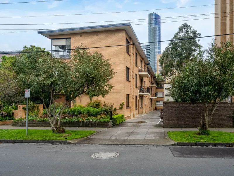 Stunning Views over Rockley Gardens