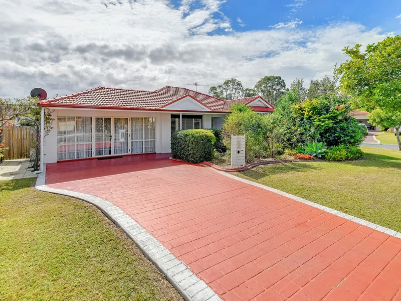 Comfortable Low-Set Family Home with Solar Included!