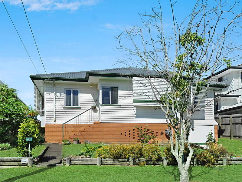 Pet Friendly Post War Home