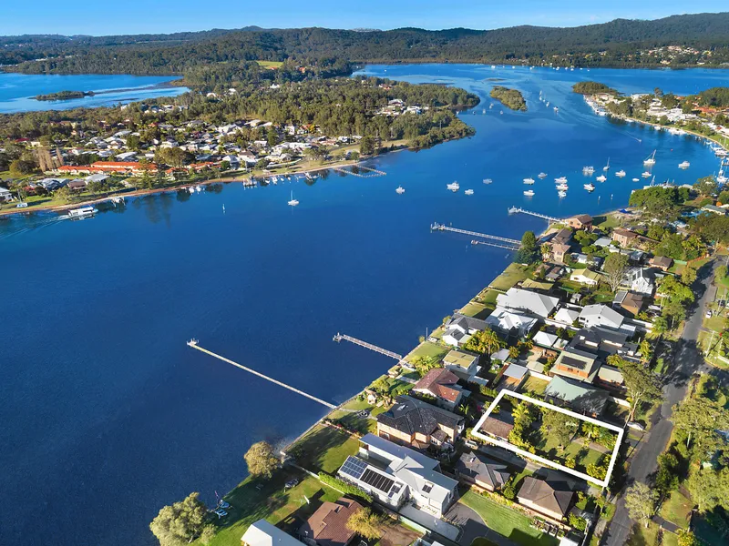 Perfect level land with water views