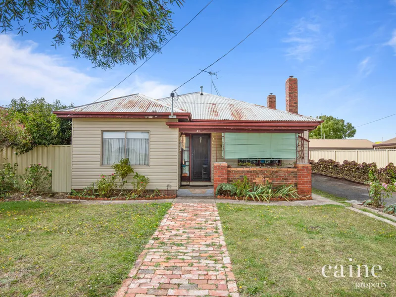 Perfect First Home or Investment