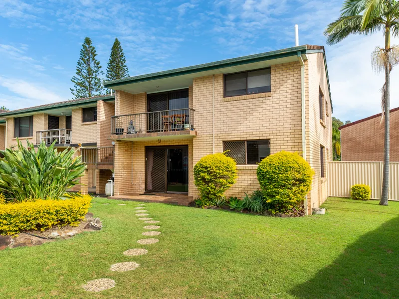 Garden Apartment Perfectly positioned 