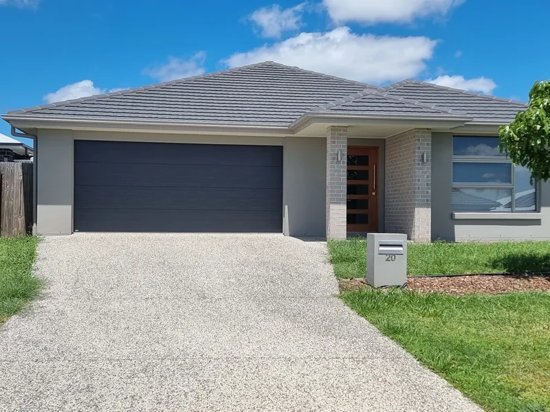 ** Modern Family Home Close to All Amenities **