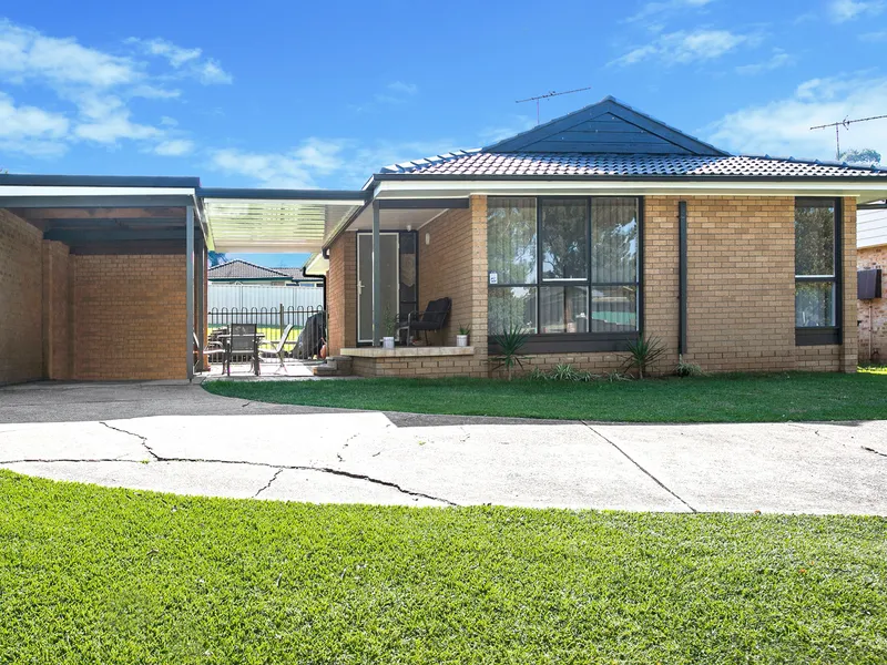 BEAUTIFUL THREE BEDROOM HOME