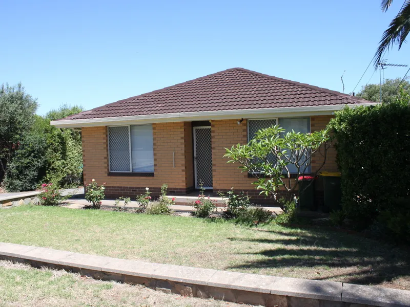 Ideal Investment or First Home Views of the Adelaide Hills