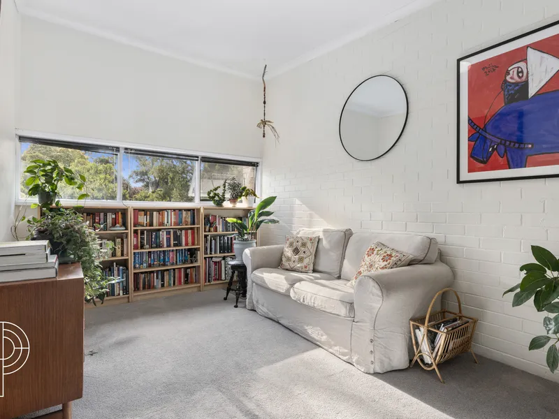 Convenient Inner North locale
