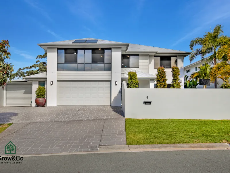 7 BED LUXURY HOME  - THIS PROPERTY MUST BE SOLD!!!