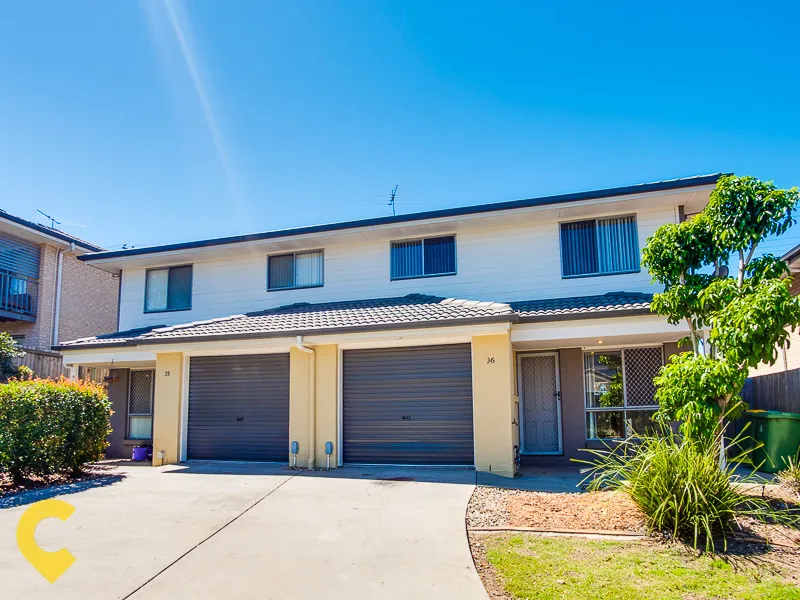 A Luxury Townhouse Opportunity Awaits You!!!