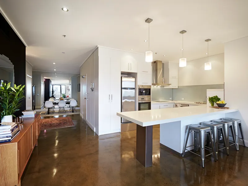 Space, Views and Light set in a Brilliant Lifestyle Location