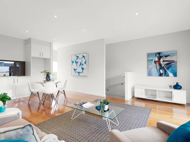 BRAND NEW 3 BEDROOM RESIDENCE IN WANTIRNA SOUTH - 50% STAMP DUTY CONCESSION FOR ALL BUYERS!