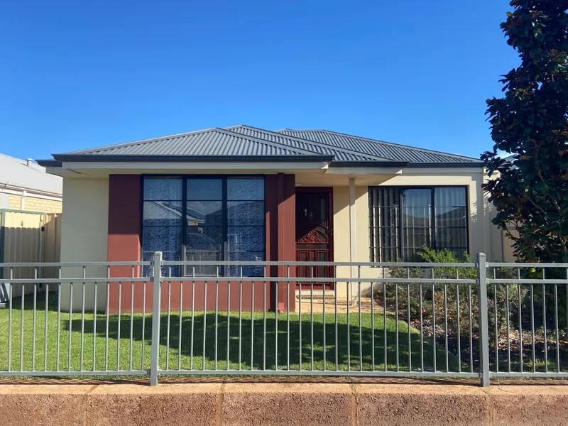 Living next door on Alice!