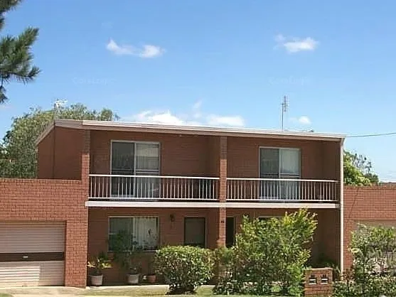 HIGH QUALITY DUPLEX IN POPULAR FAMILY SUBURB