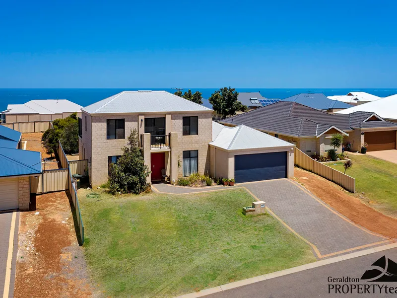 Value packed here - BIG block and BIG house with BIG views!!