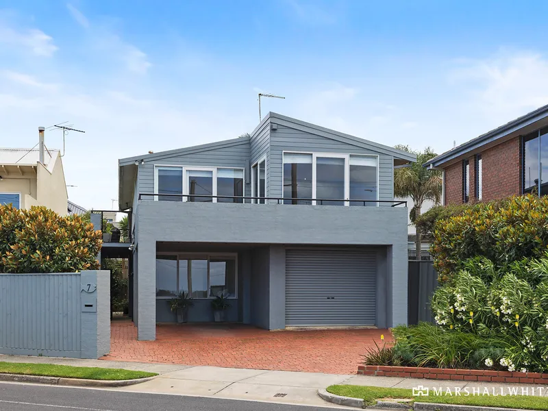 Big Bay Views from a Beachside Hideaway
